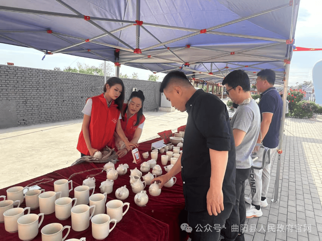 文艺文旅双赋能 志愿服务绘新景CQ9电子平台网站灵山定瓷小镇(图1)
