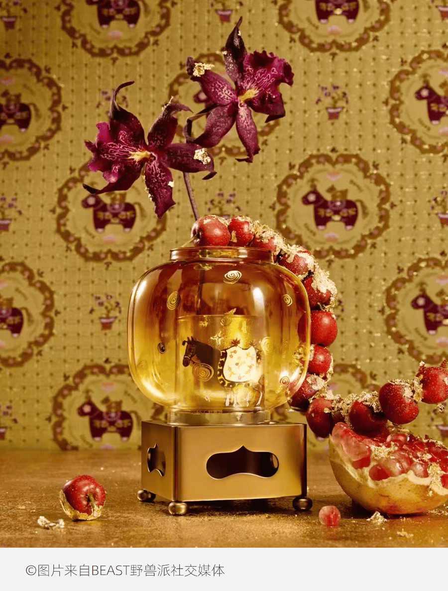 ”传播重构美妆的非功效叙事CQ9电子游戏网站“潮玩化(图1)