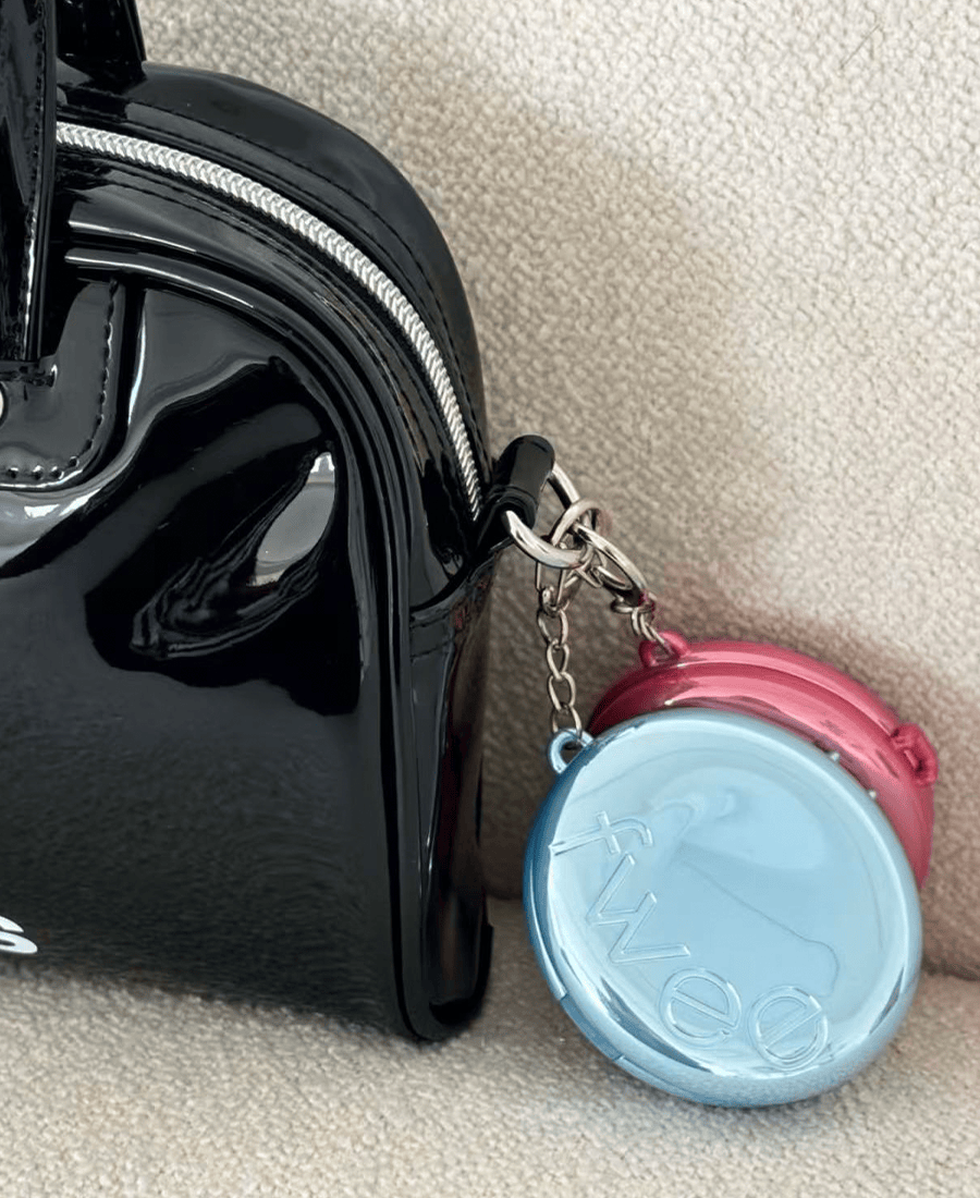 ”传播重构美妆的非功效叙事CQ9电子游戏网站“潮玩化(图9)